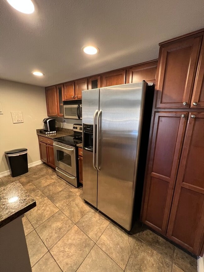 Building Photo - 15277 Maturin Dr.