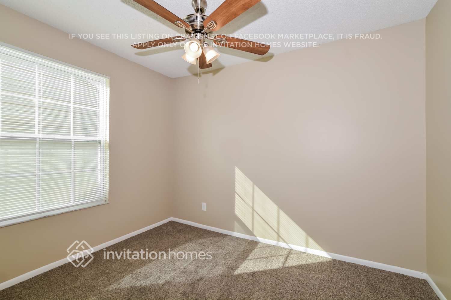 Building Photo - 1233 Ashworth Dr