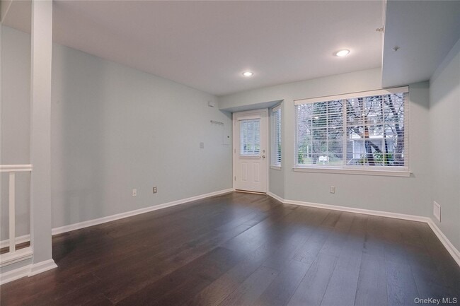 Building Photo - 203 Park Ridge Ln