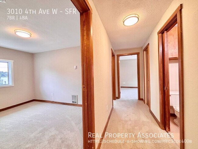 Building Photo - 3010 4th Ave W