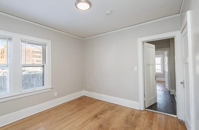Building Photo - 1520 N 57th St