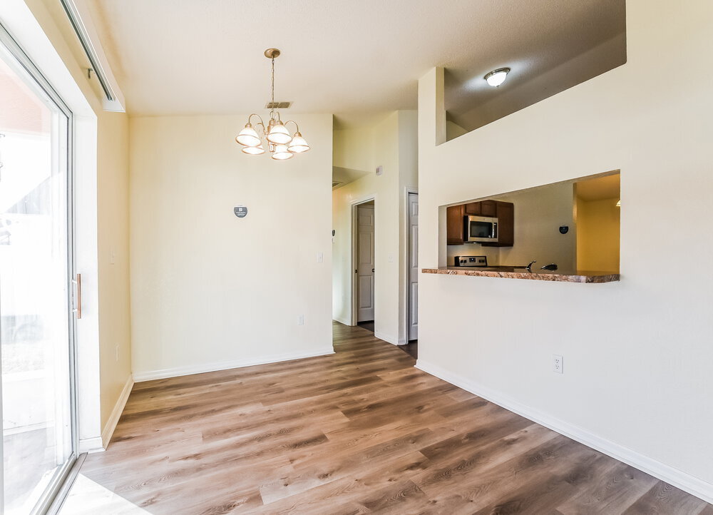 Building Photo - 7172 Summit Dr