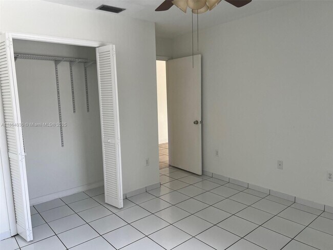 Building Photo - 13310 SW 40th St