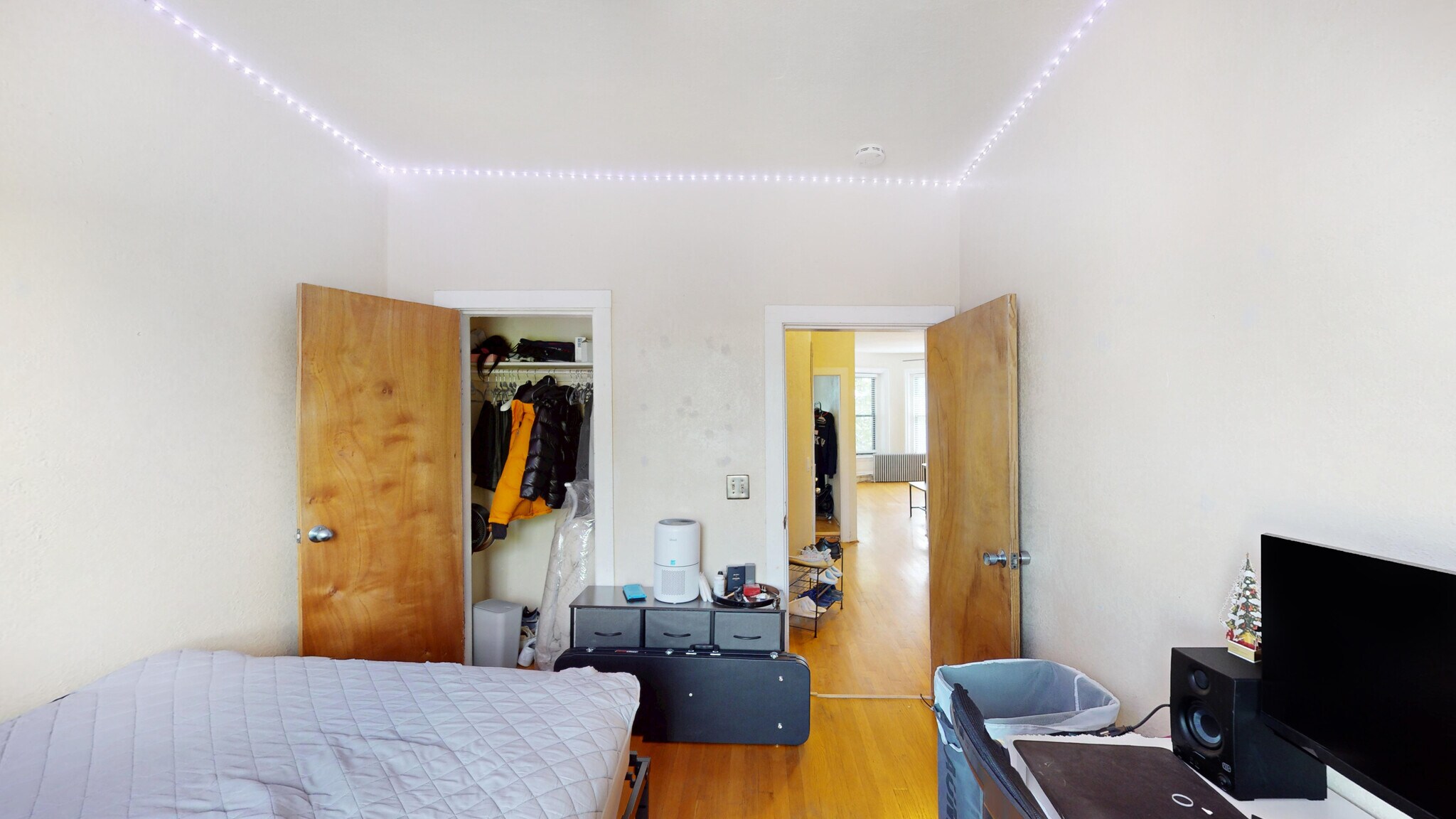 Building Photo - 86 Hammond St