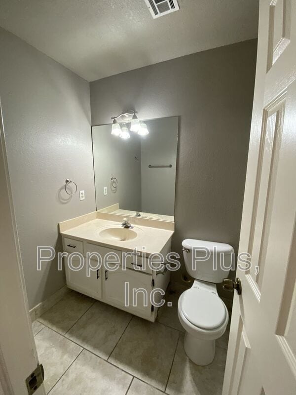 Building Photo - 5914 S 87th E Ave