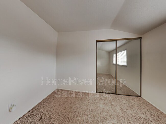 Building Photo - 431 Windward Way