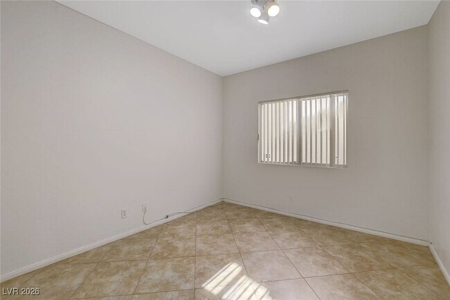 Building Photo - 1408 Reebok Terrace