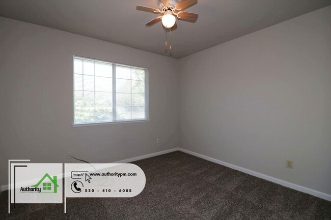 Building Photo - 1729 Marigold Way