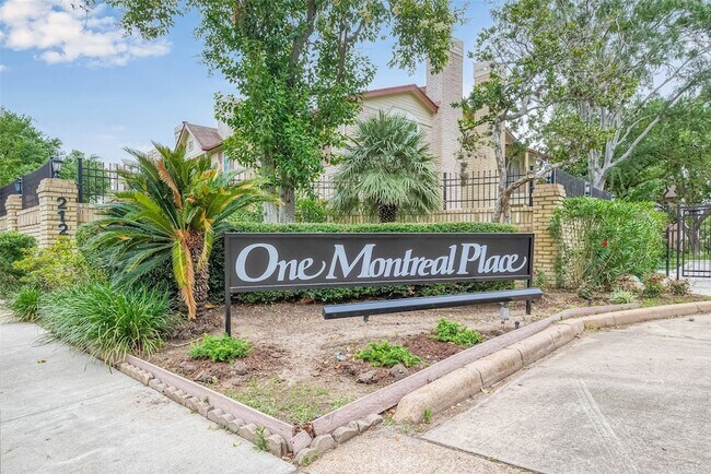 Building Photo - 2120 El Paseo St