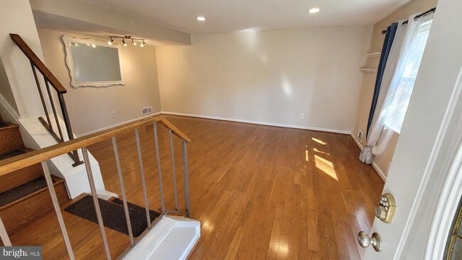 Building Photo - 4236 Slater Ave