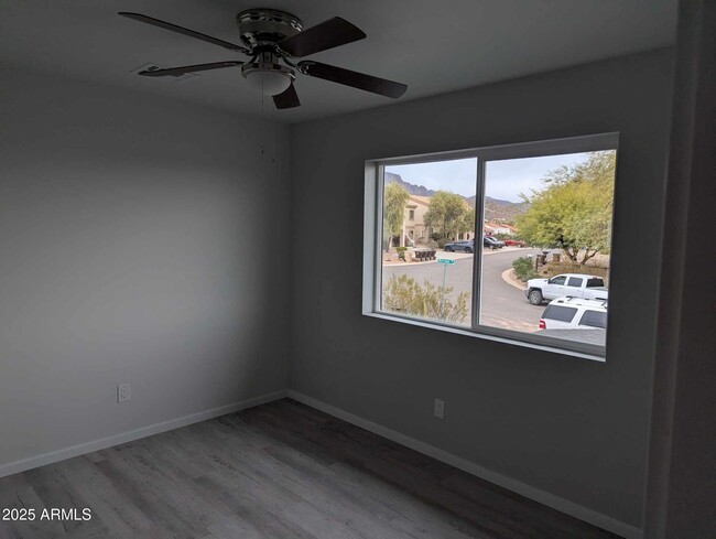 Building Photo - 6134 S Borego Rd