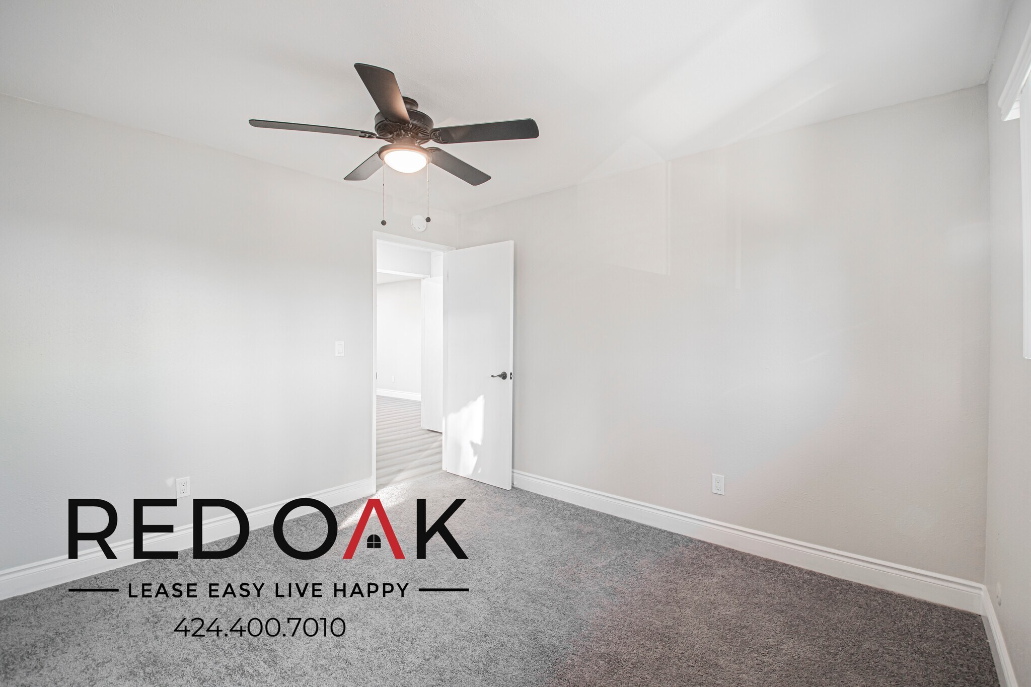 Building Photo - 821 N Wilcox Ave