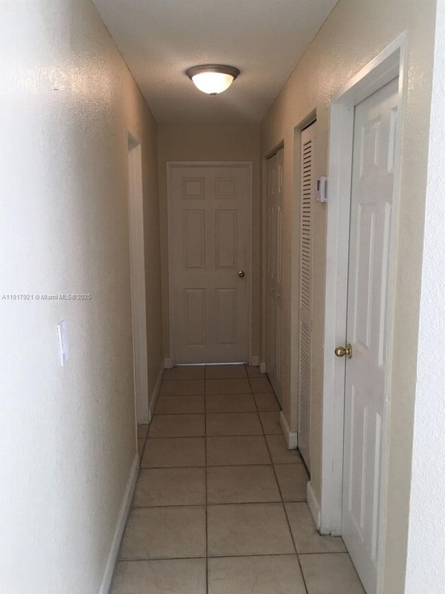 Building Photo - 4240 NW 79th Ave