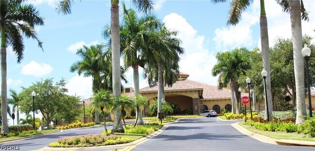 Building Photo - 10317 Heritage Bay Blvd