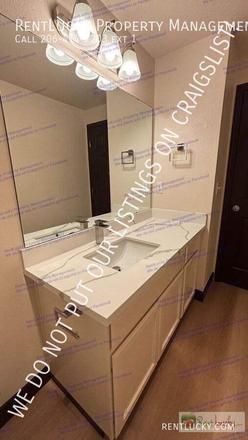 Building Photo - 104 167th St E