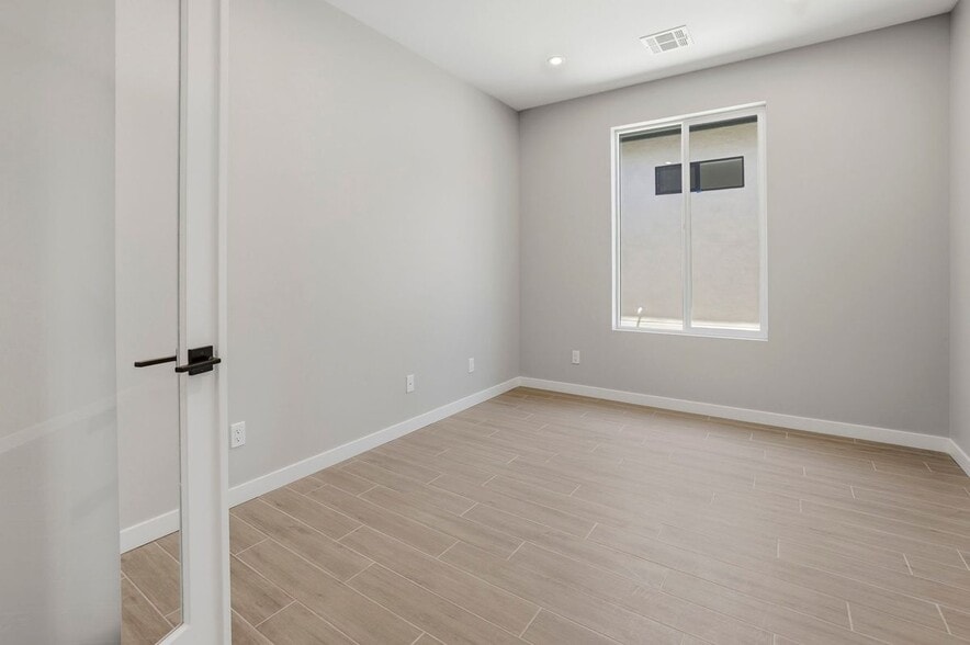 Building Photo - 941 Cumberwood Ct