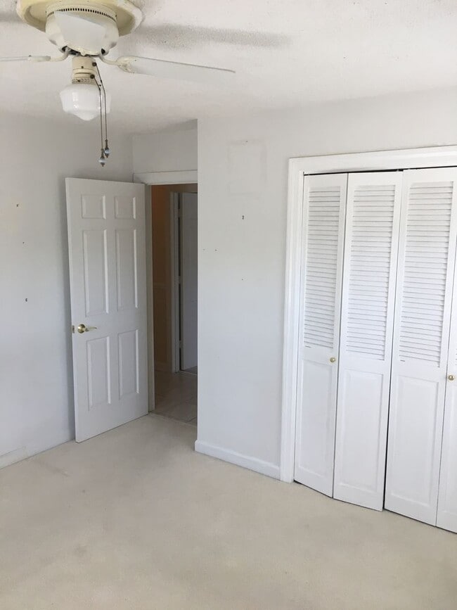 Building Photo - 3/2 House in Maplewood $1,795