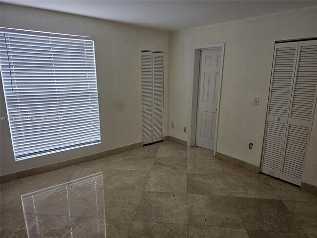 Building Photo - 4501 NW 93rd Doral Ct