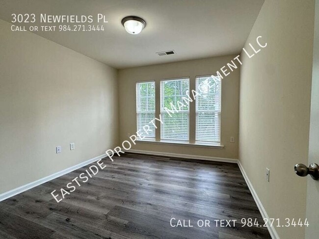 Building Photo - 3023 Newfields Pl