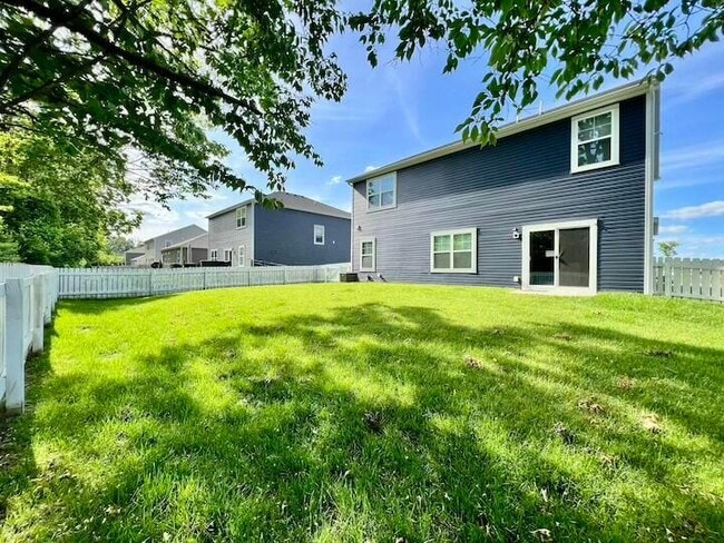 Building Photo - 473 Park Vista Dr