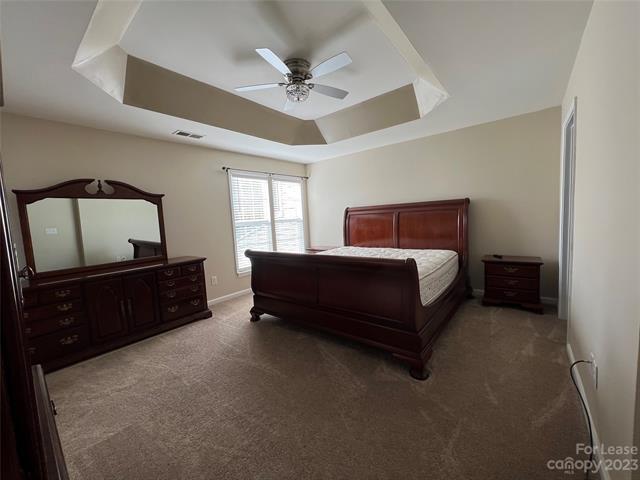 Building Photo - 4254 Piccadilly Ln