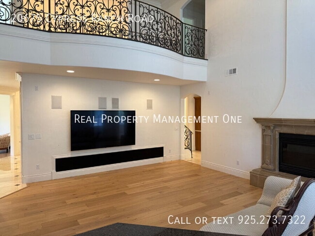 Building Photo - 20675 Cypress Ranch Rd