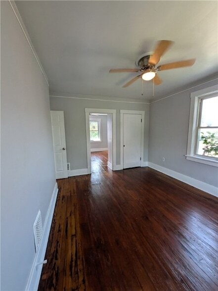 Building Photo - 313 Jacob St