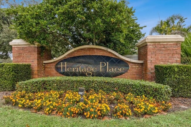 Building Photo - 516 Walking Fern Loop