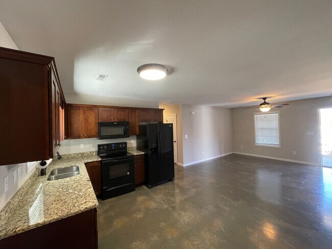 Building Photo - 4429 Dillbrook Ln