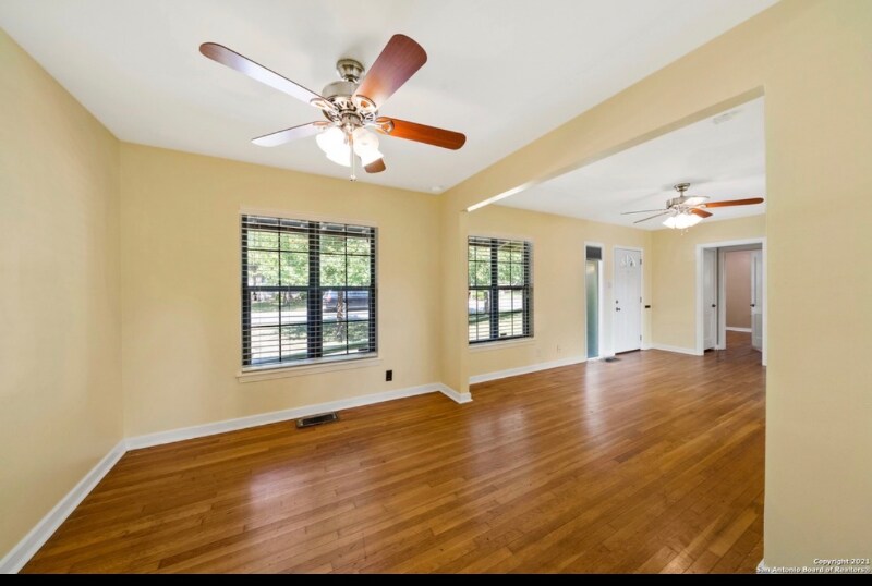 Building Photo - 214 Coyle Pl