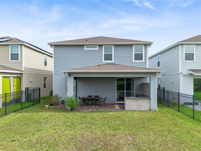 Building Photo - 2282 Nuthatch St