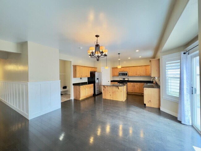 Building Photo - 1078 Cinnamon Ridge Dr