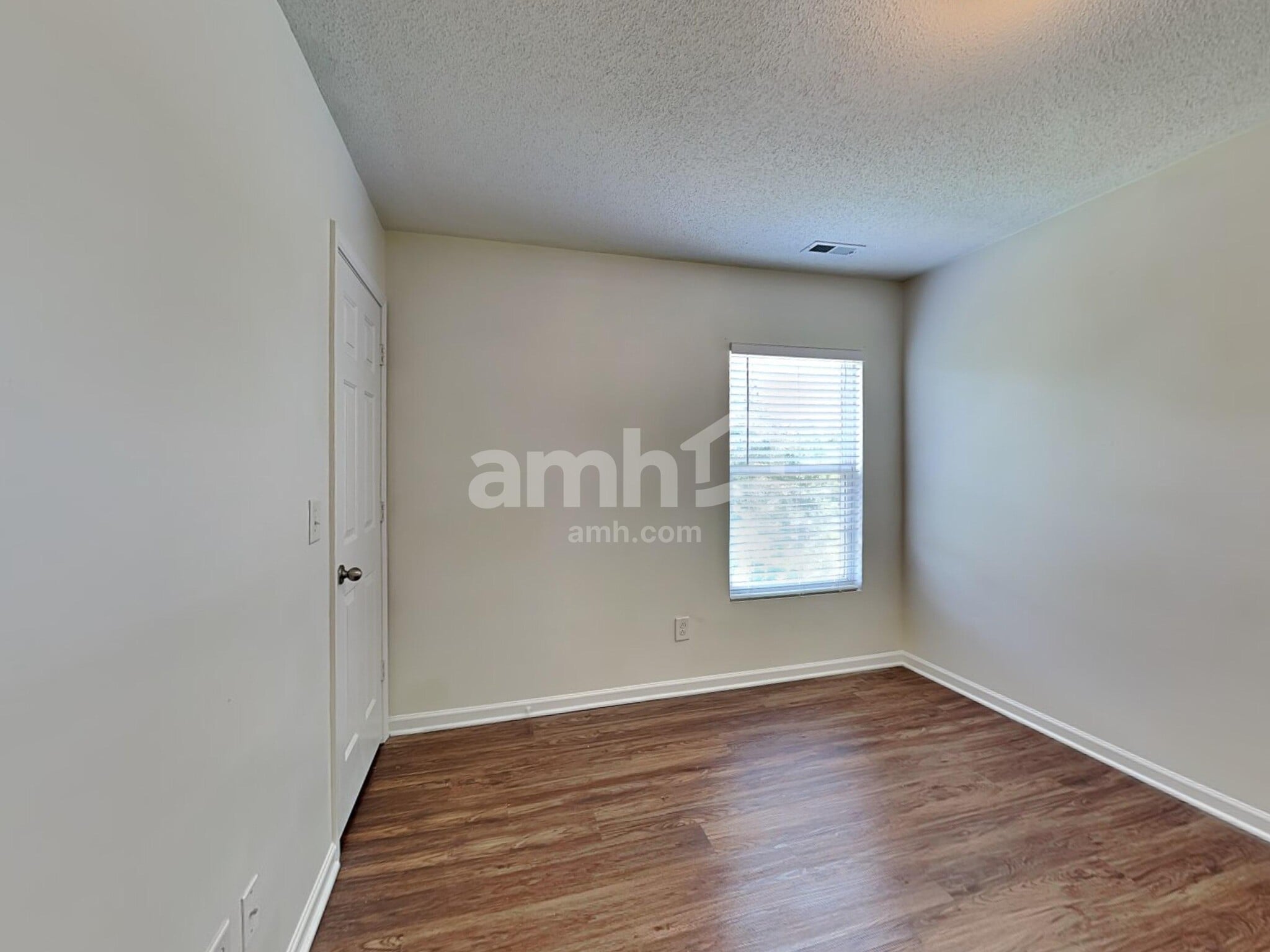 Building Photo - 3771 Marshlane Way
