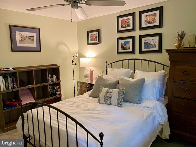 Building Photo - 5885 9th Rd N