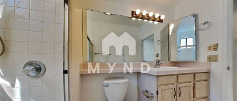 Building Photo - 1606 W Calle Del Ducado