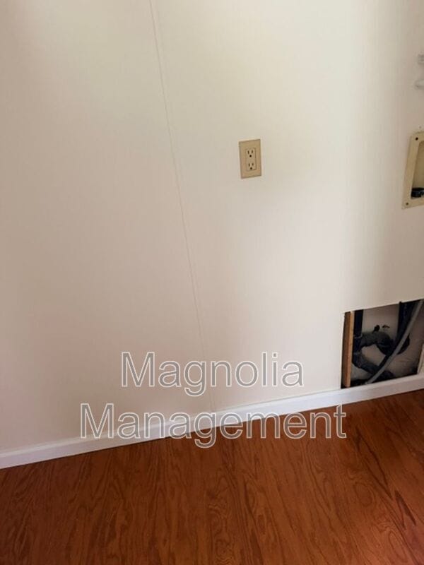 Building Photo - 209 Gillburg Estates Ct