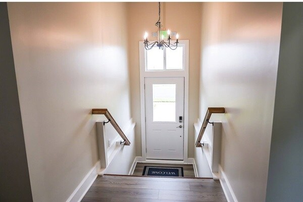 Building Photo - 1528 5th St