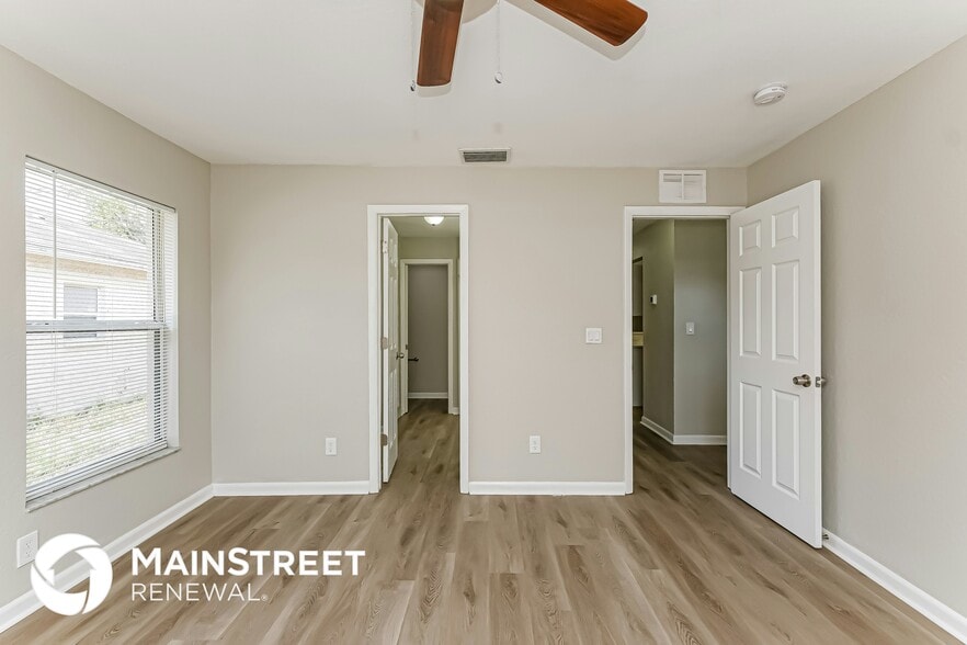 Building Photo - 1362 15th St S