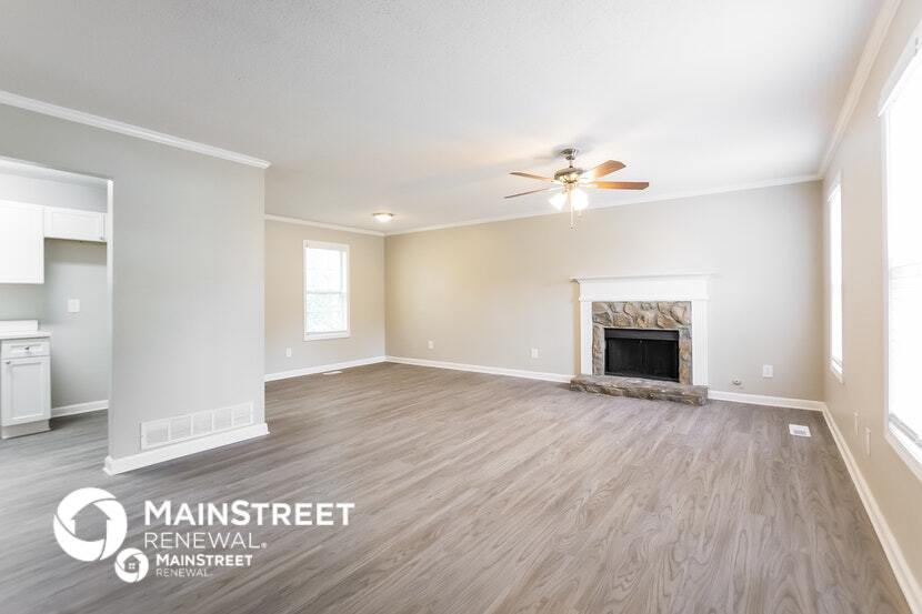 Building Photo - 444 River Trace Dr