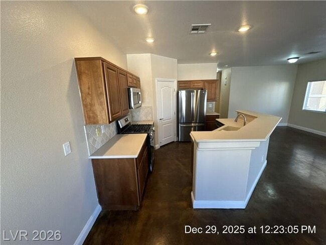 Building Photo - Cozy Gated Townhome with Private Yard, 2-Car Garage & Community Pool!