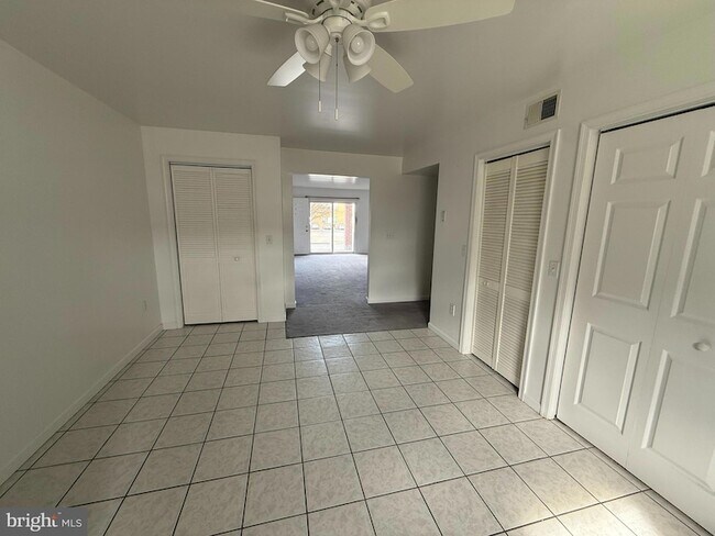 Building Photo - 11 Taft Ave