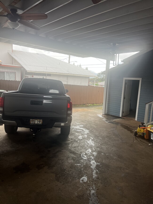 Building Photo - 236 Waena St