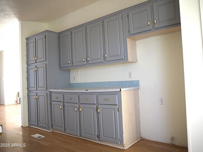 Building Photo - 22548 W Skinner Rd