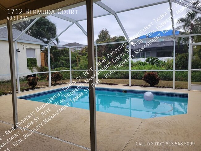 Building Photo - Safety Harbor POOL home - immediate move in