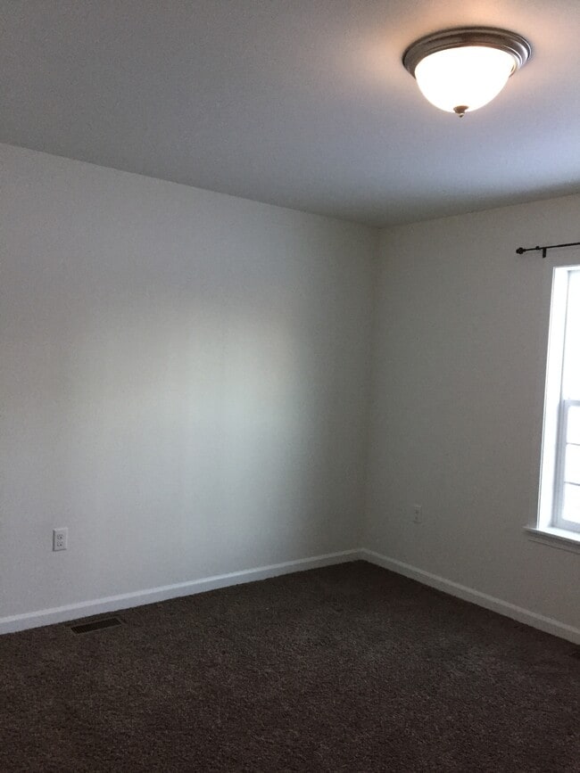 Building Photo - 6701 W Sunset Ave