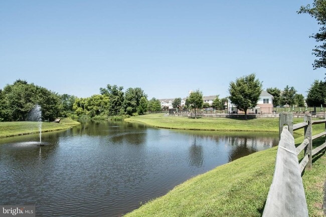 Building Photo - 203 Misty Pond Terrace
