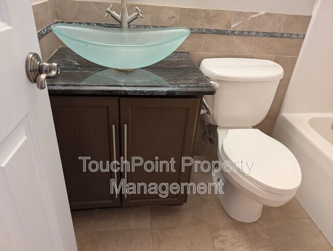 Building Photo - 9935 Redbud Tree Ct