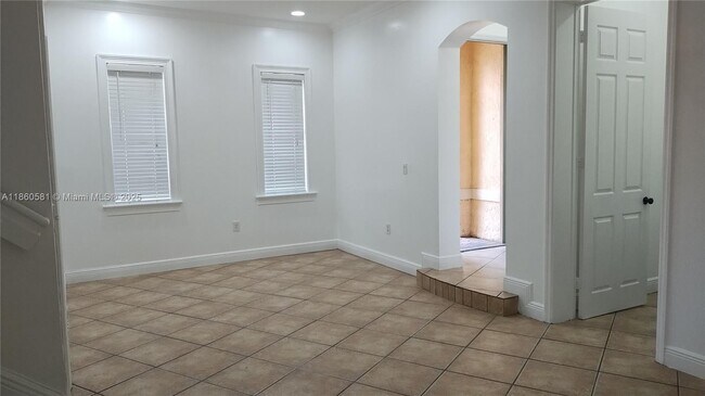 Building Photo - 7965 W 33rd Ln