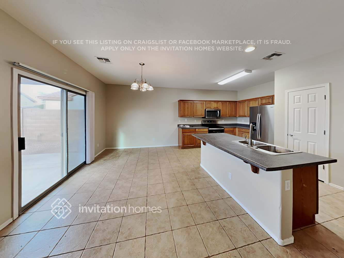 Building Photo - 4234 E Westchester Dr