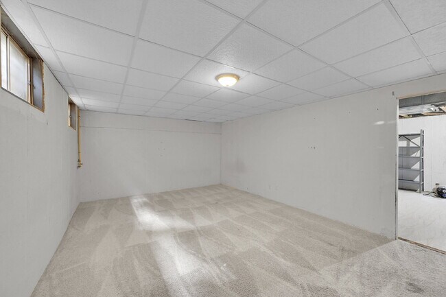 Building Photo - $2,700.00 - 3 Beds, 2.5 Baths, Townhouse i...